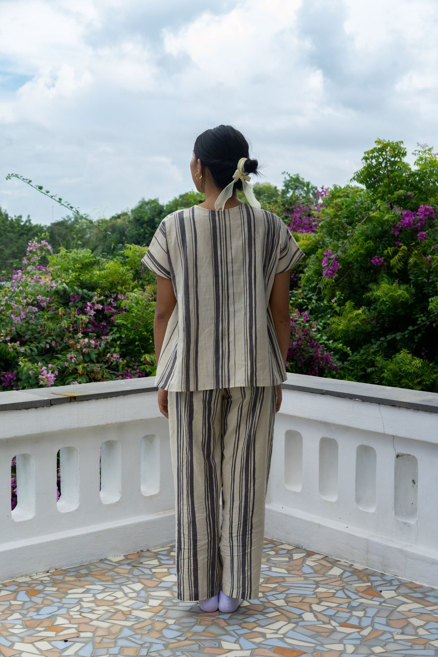 Not-so-straight Blouse